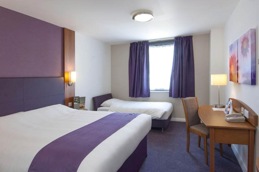Premier Inn Cobham Cobham  Værelse billede